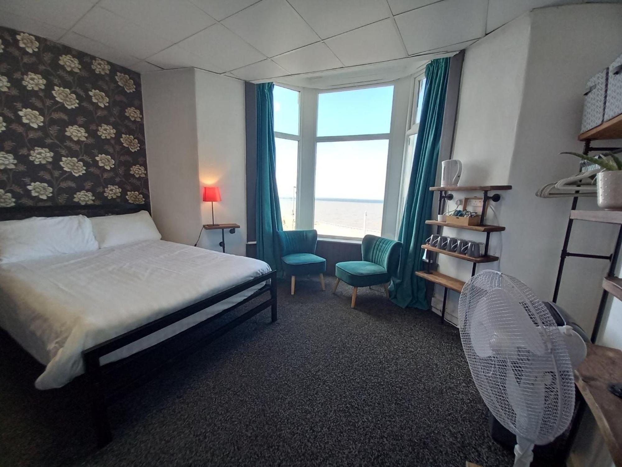 Vinnie'S Family Hotel Блэкпул Номер фото